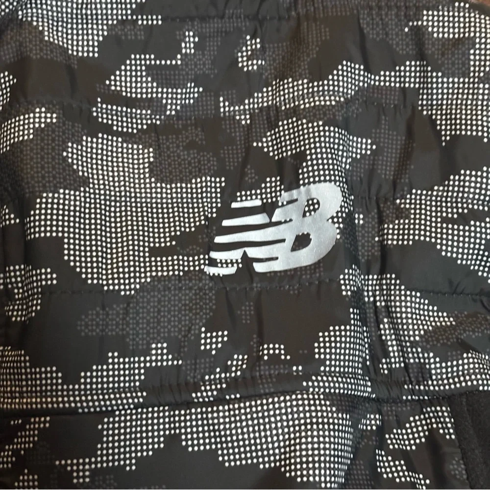 New Balance Fleece Jacket Men’s XL - Picture 3 of 7